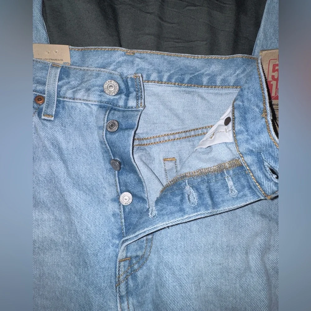 Levis questions leave